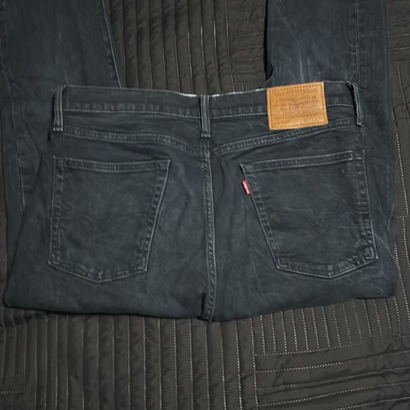 Levi’s Jeans - Picture 3 of 5